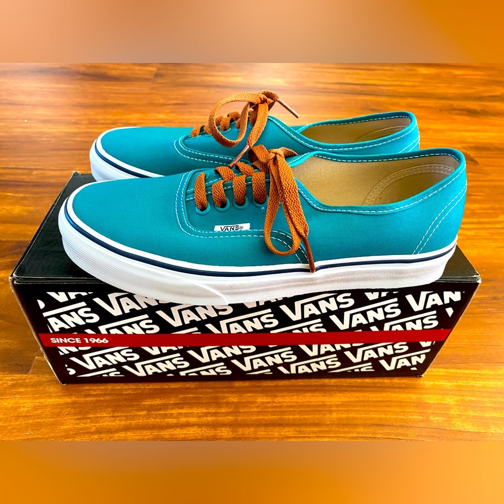 NWOT Vans Authentic Green/Blue - Men’s 6.5/Women’s 8